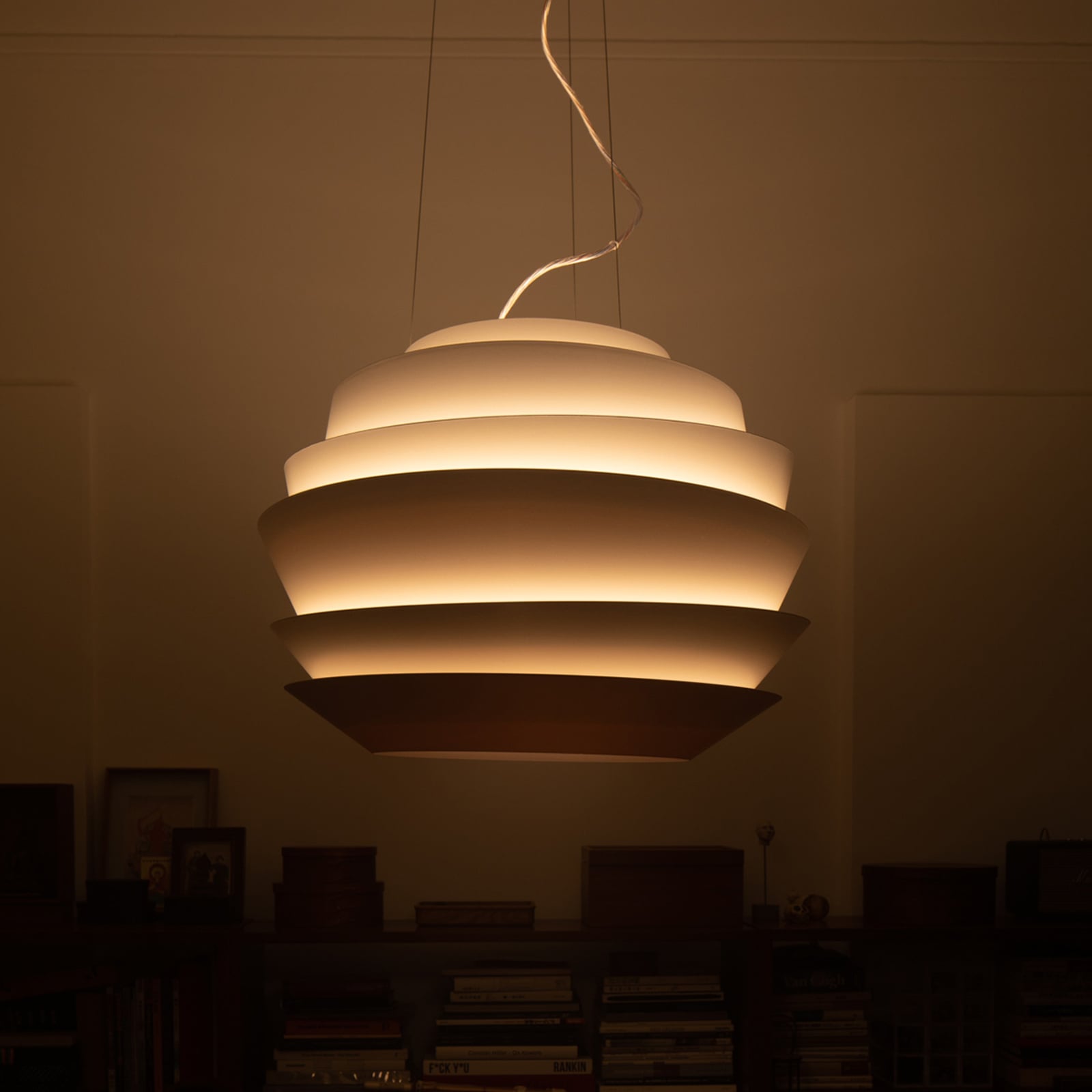 Nærbilde av LED pendellampe Le Soleil hvit dimbar DALI Ø62 cm