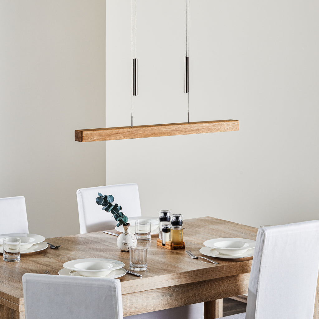 LED pendellampe Leonora Down dimbar eik 85 cm CCT detalj av tre