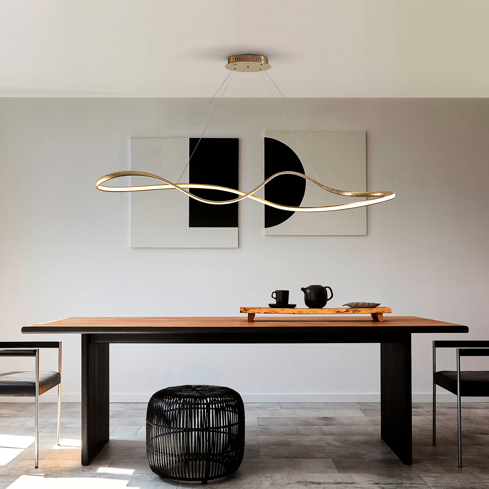 LED pendellampe Lia gull metall CCT dimbar med fjernkontroll bakside