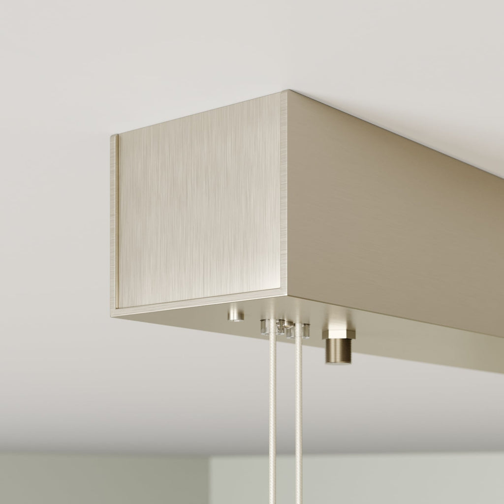 LED pendellampe Lian dimbar eik natur 119 cm 34W montert i rom
