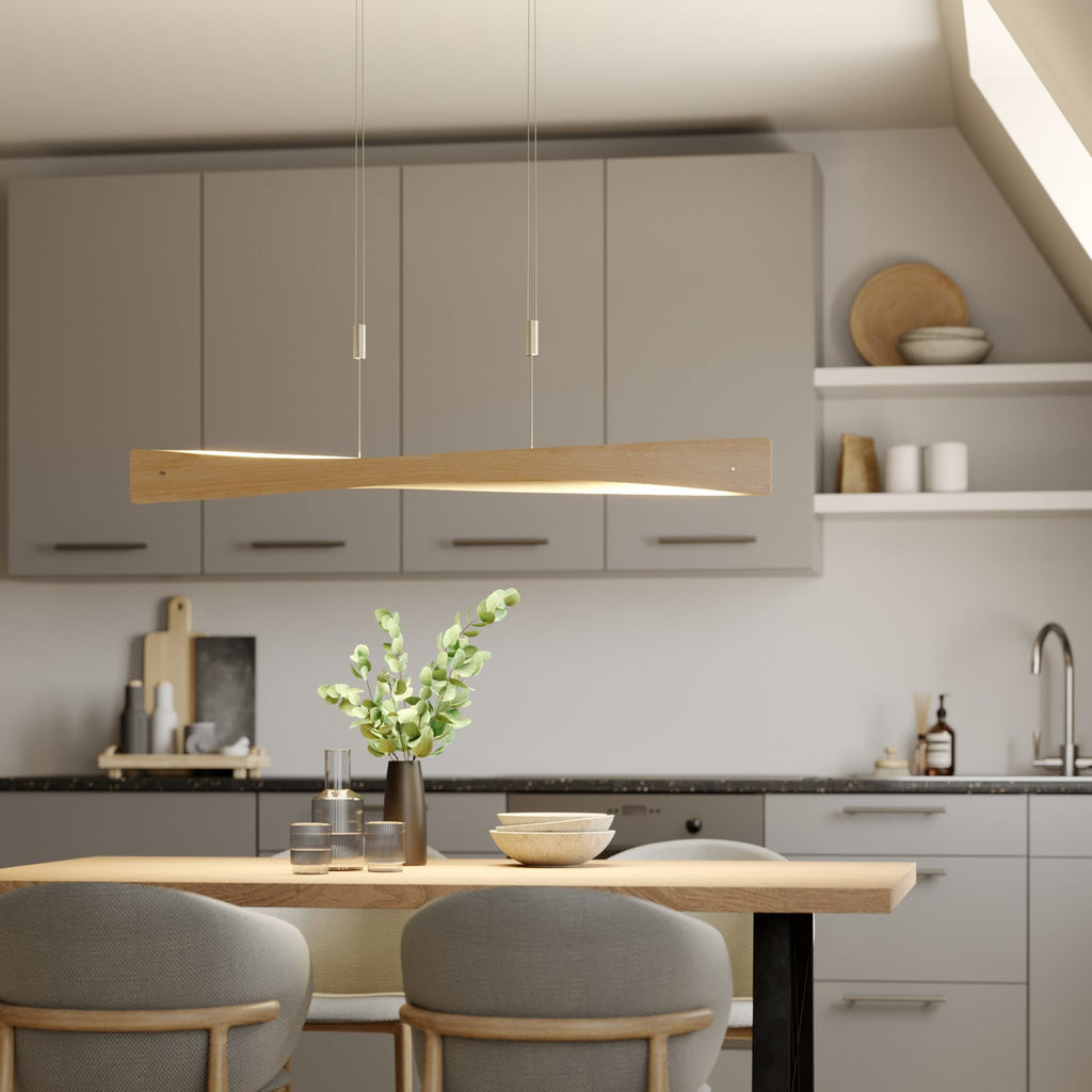 Detalj av LED pendellampe Lian eik høydejusterbar dimbar 118 cm