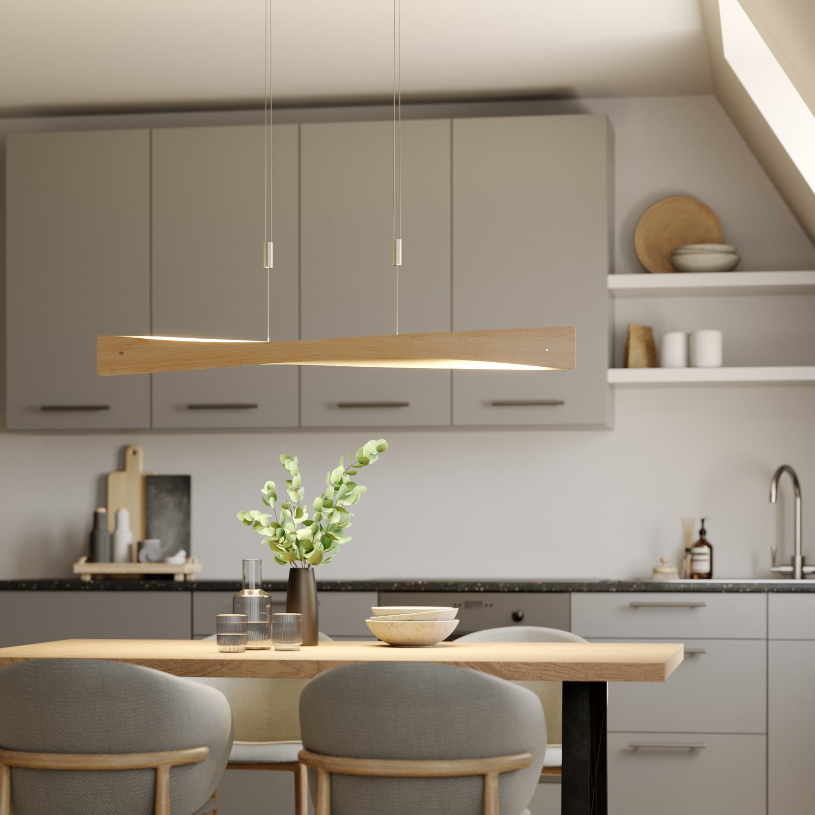 Detalj av LED pendellampe Lian eik høydejusterbar dimbar 118 cm