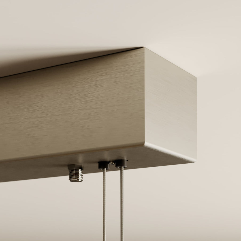 LED pendellampe Lian eik høydejusterbar dimbar 118 cm sett fra siden