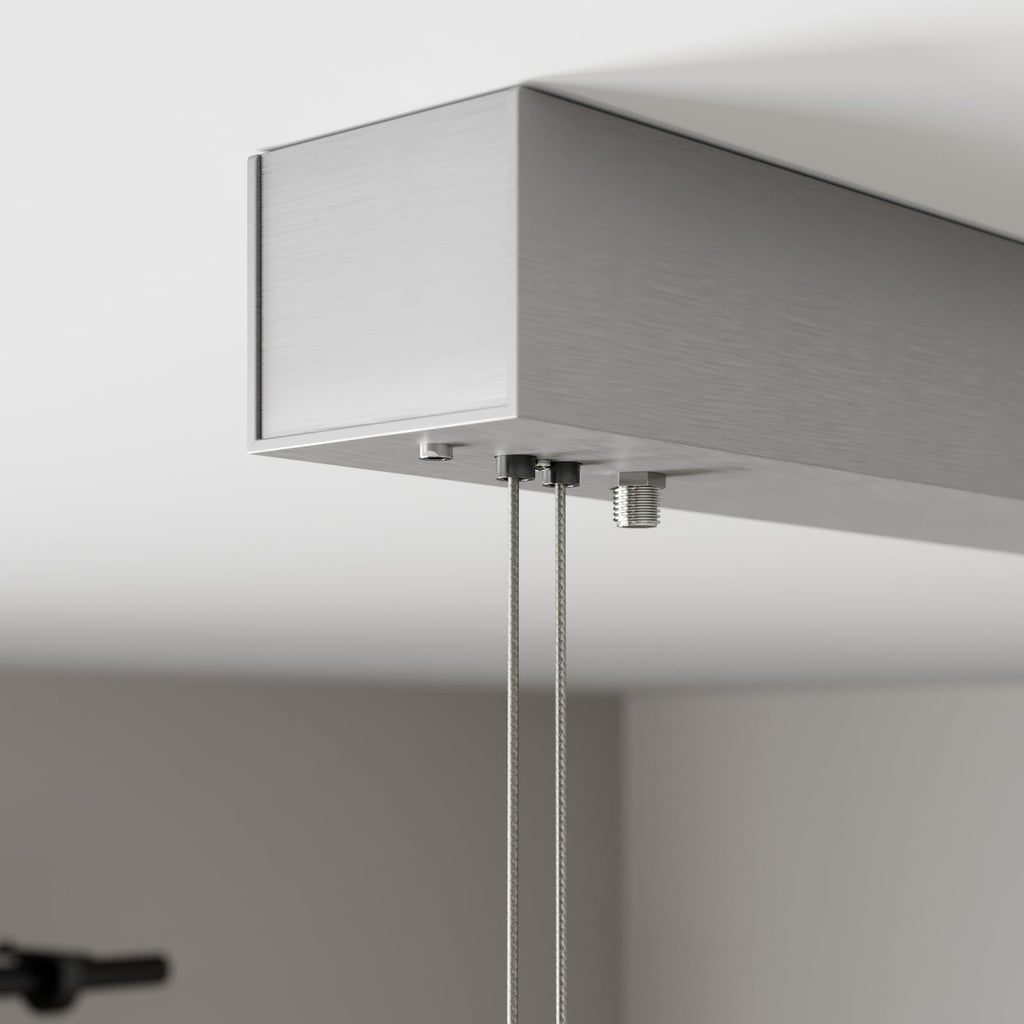 LED pendellampe Lian høydejusterbar dimbar svart/alu 118 cm montert over bord