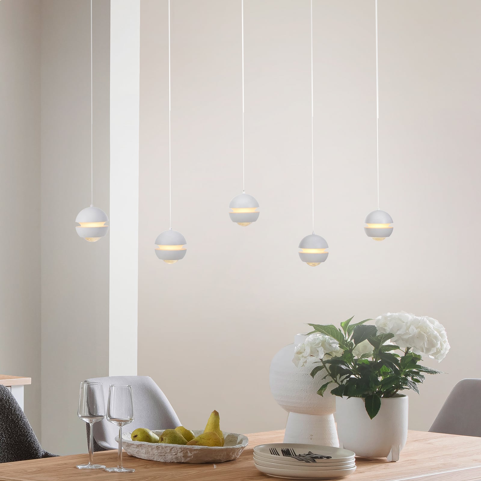 LED pendellampe Lini 5-lys hvit dimbar 110 cm forfra