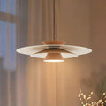LED pendellampe Livie dimbar beige aluminium foran