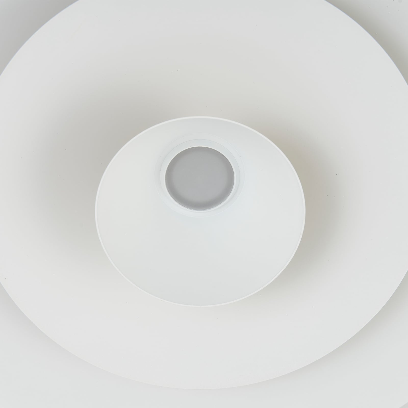 LED pendellampe Livie dimbar beige aluminium med skygge