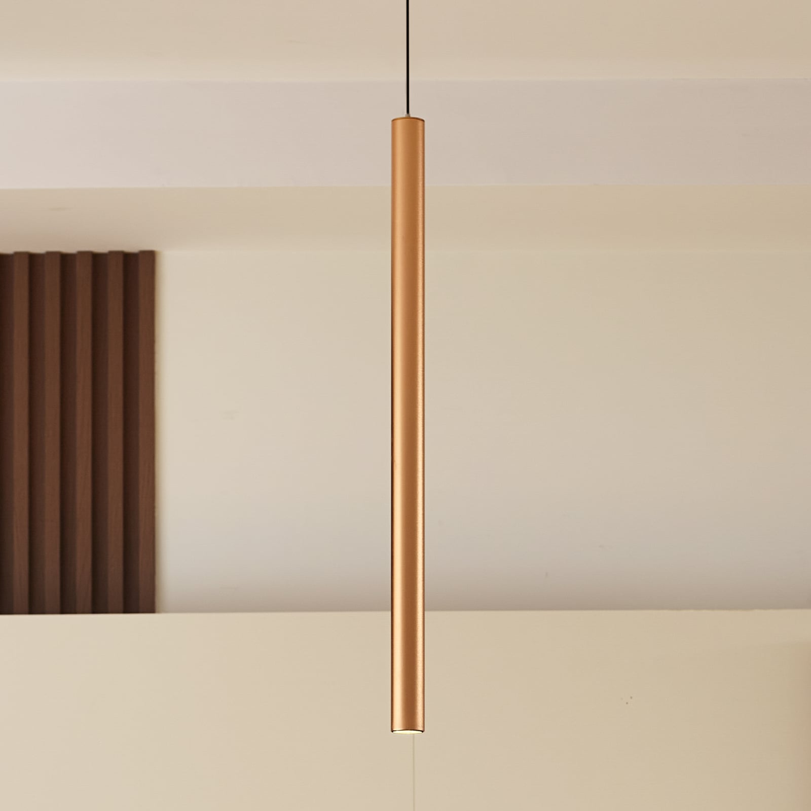 LED-pendellampe Lumaro 48V gull 55 cm dimbar CCT forfra