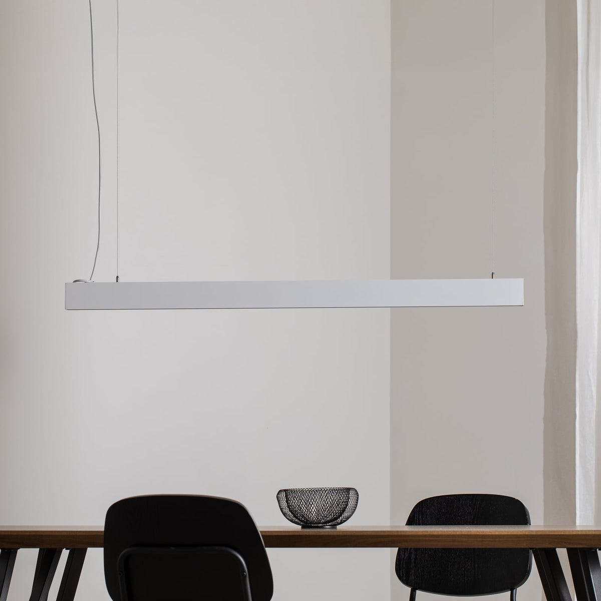 LED pendellampe Luxe hvit metall bakside