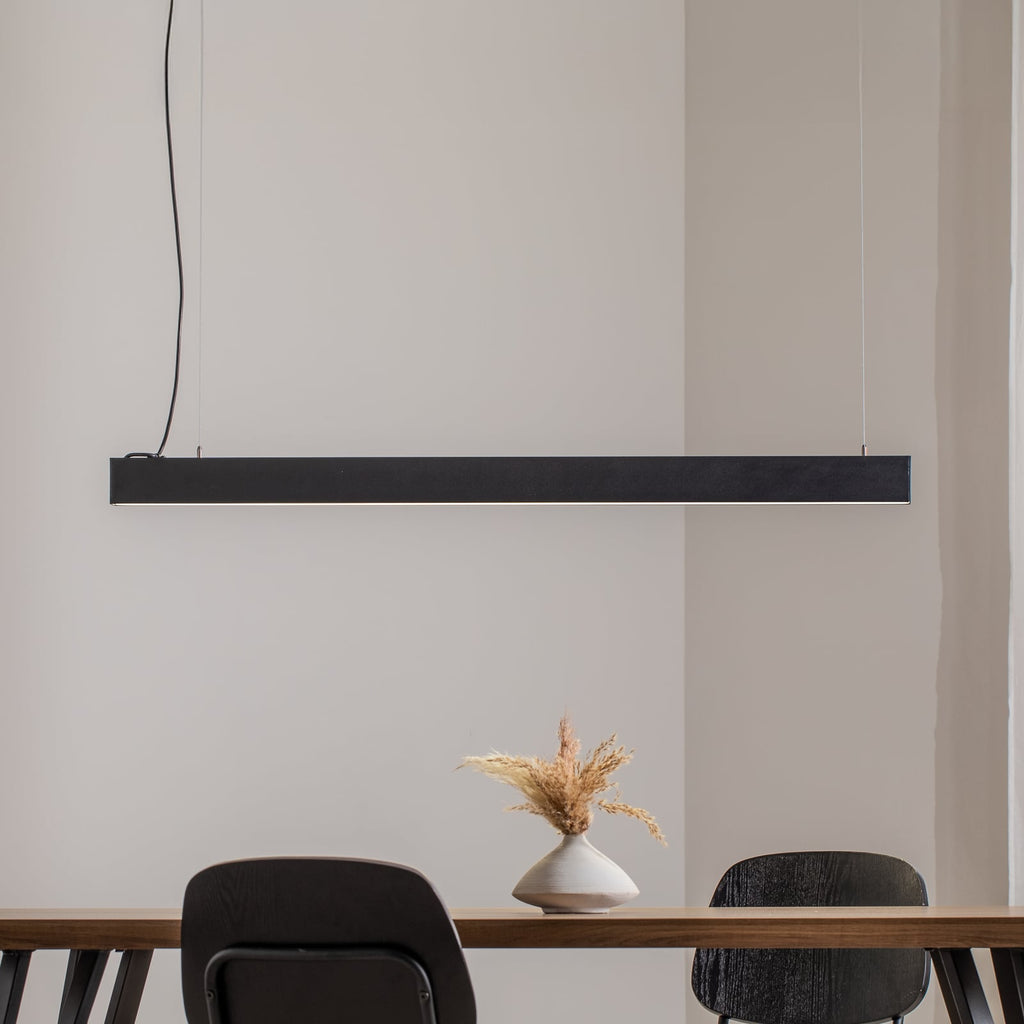 LED pendellampe Luxe svart metall forfra