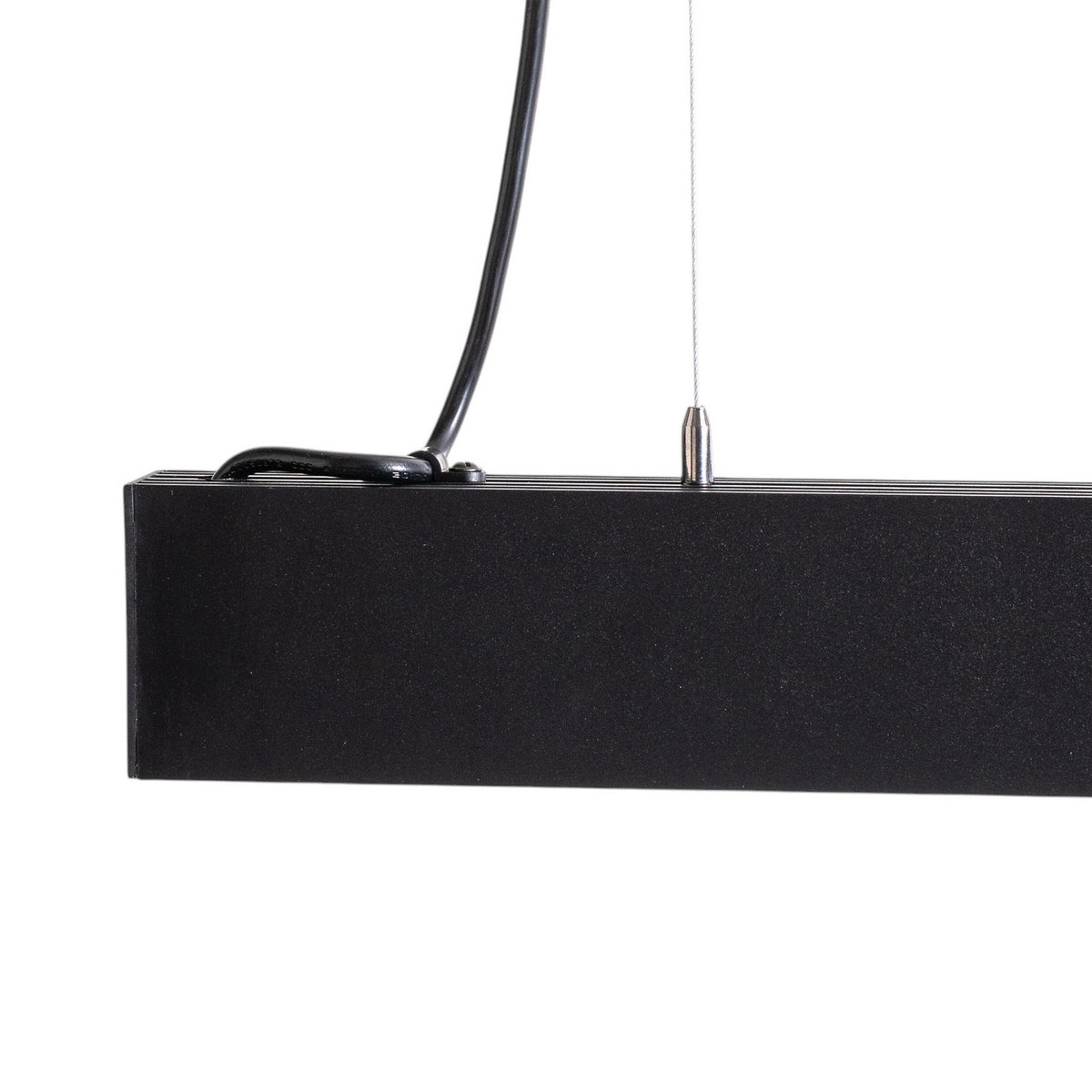 LED pendellampe Luxe svart metall nærbilde