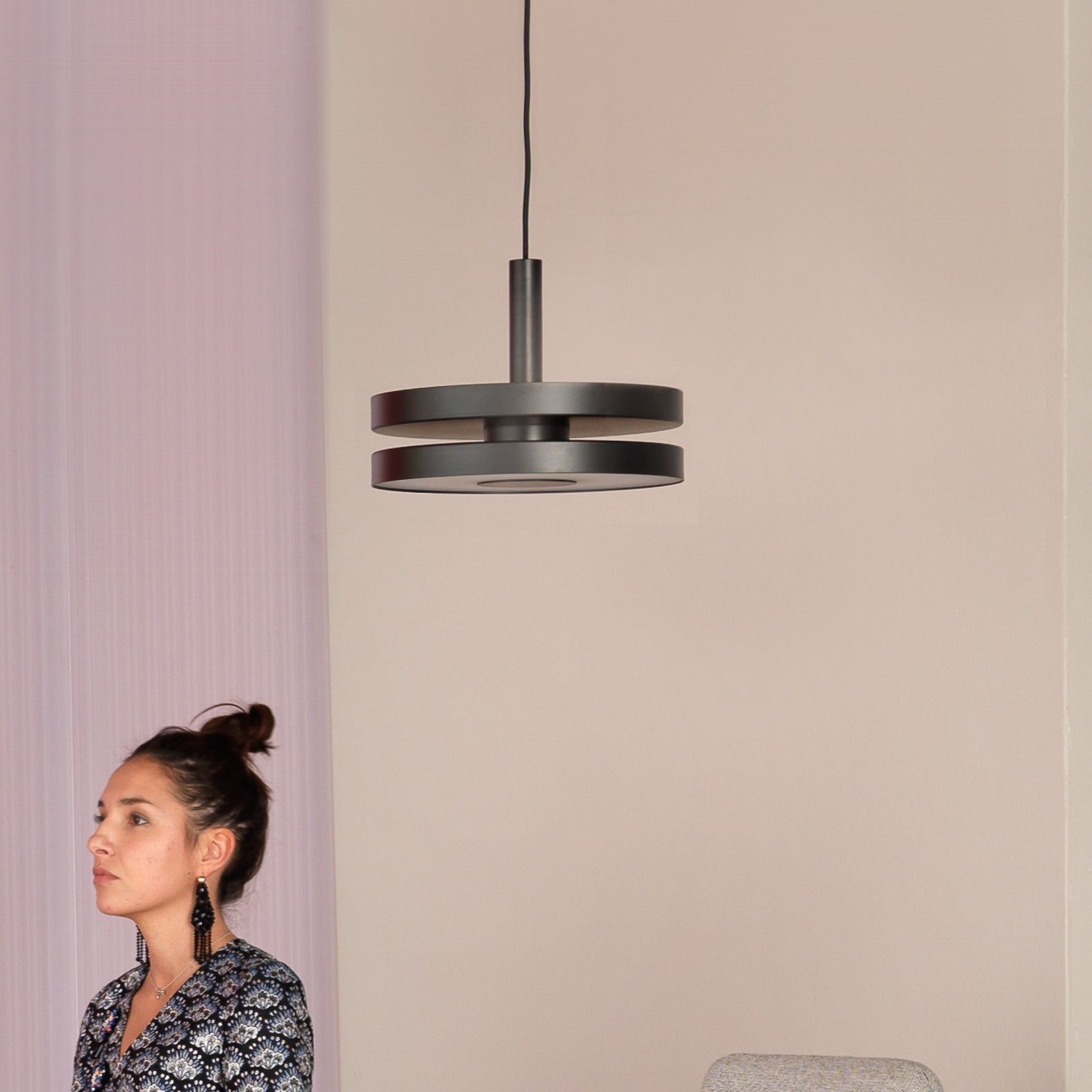 LED pendellampe Machine S3 opp/ned svart Ø33 cm bakside