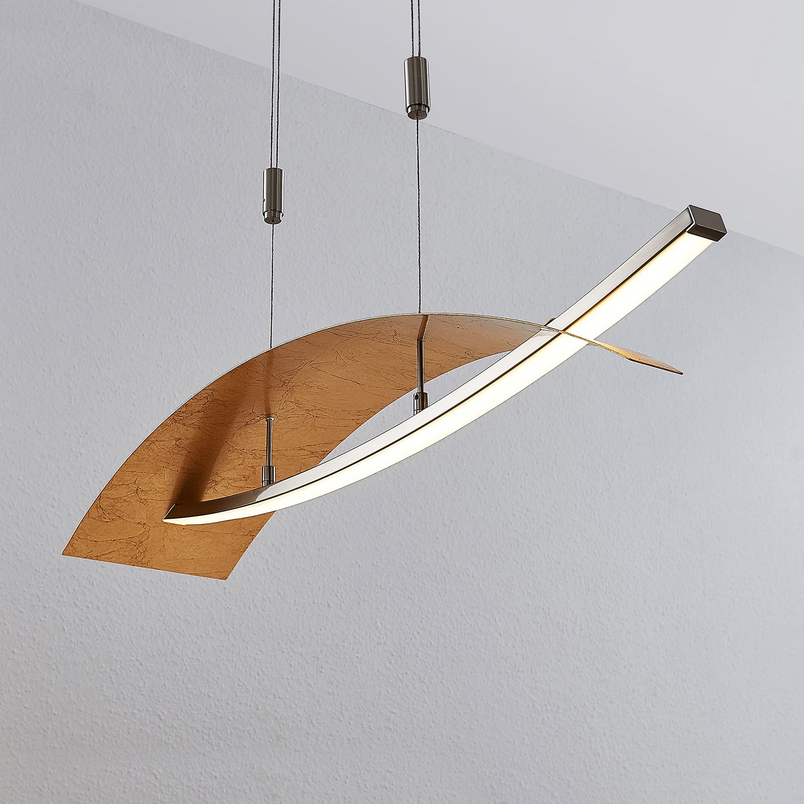 LED pendellampe Marija dimbar 91 cm gullfarget justerbar høyde