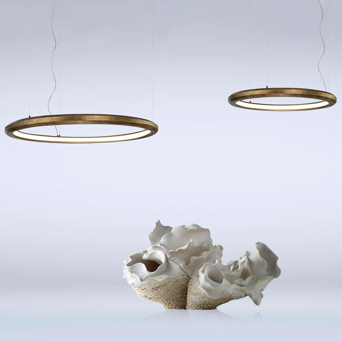 LED pendellampe Materica betong messingfinish bakside