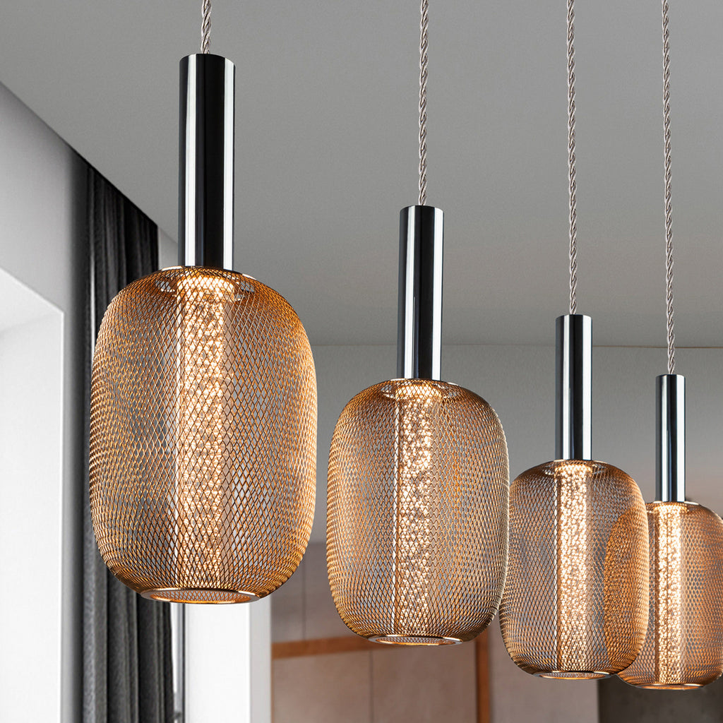 LED pendellampe Micron 4-lys krom/gull nærbilde av lys