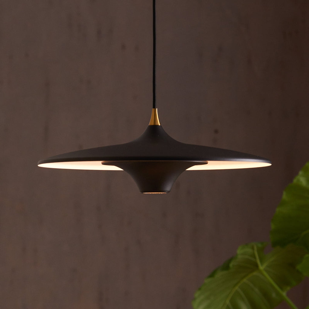 LED pendellampe Moja aluminium svart dimbar forfra