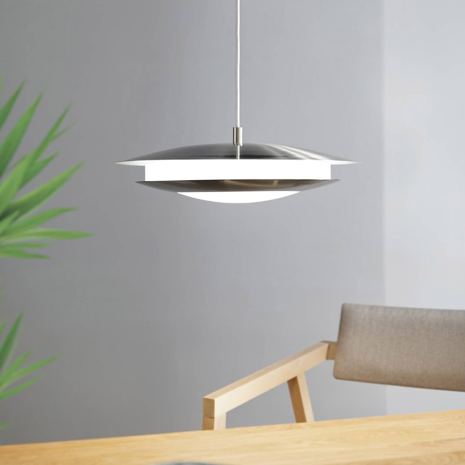 LED pendellampe Moneva-C matt nikkel Ø40,5 cm bakside