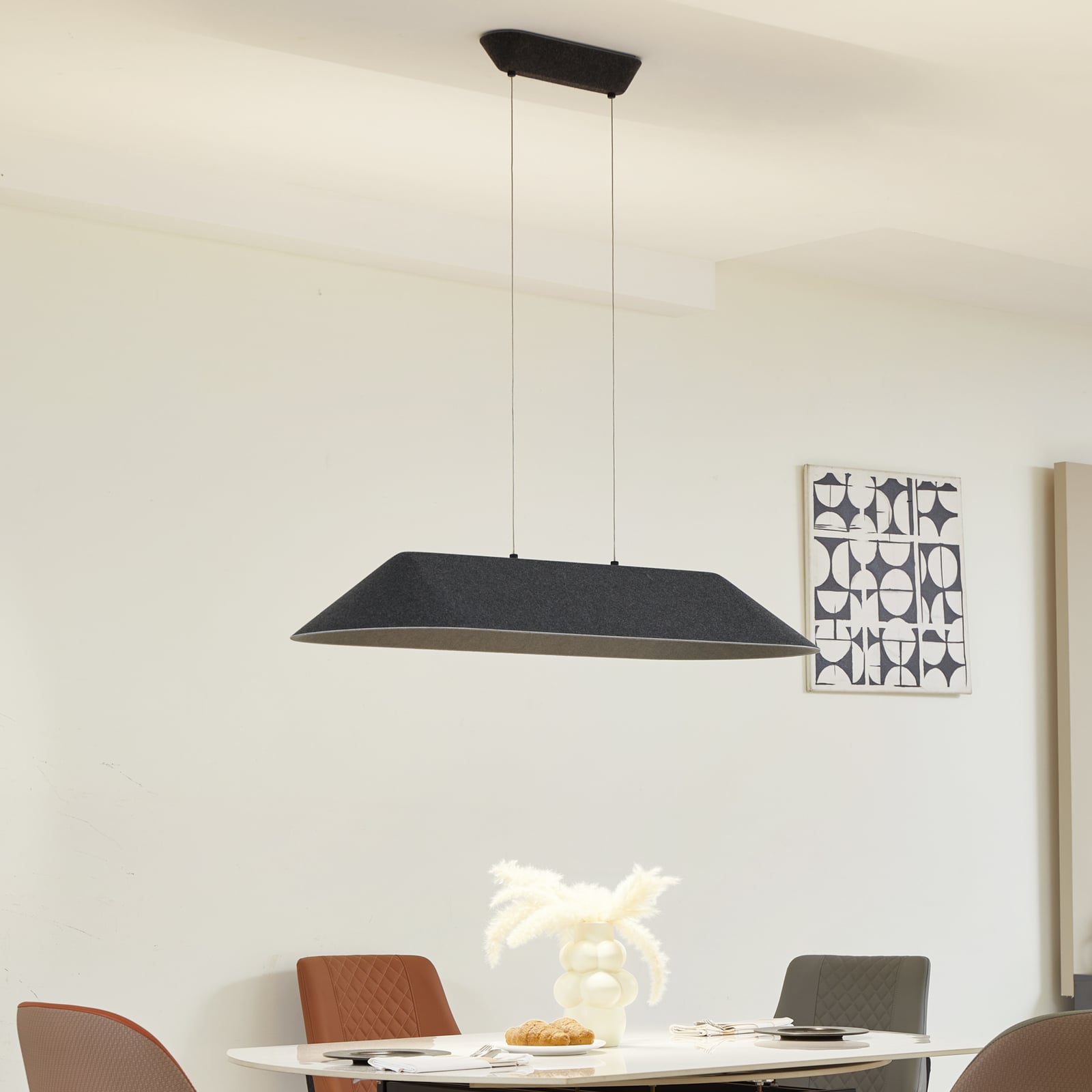 LED pendellampe Naelle svart/grå filt bakside