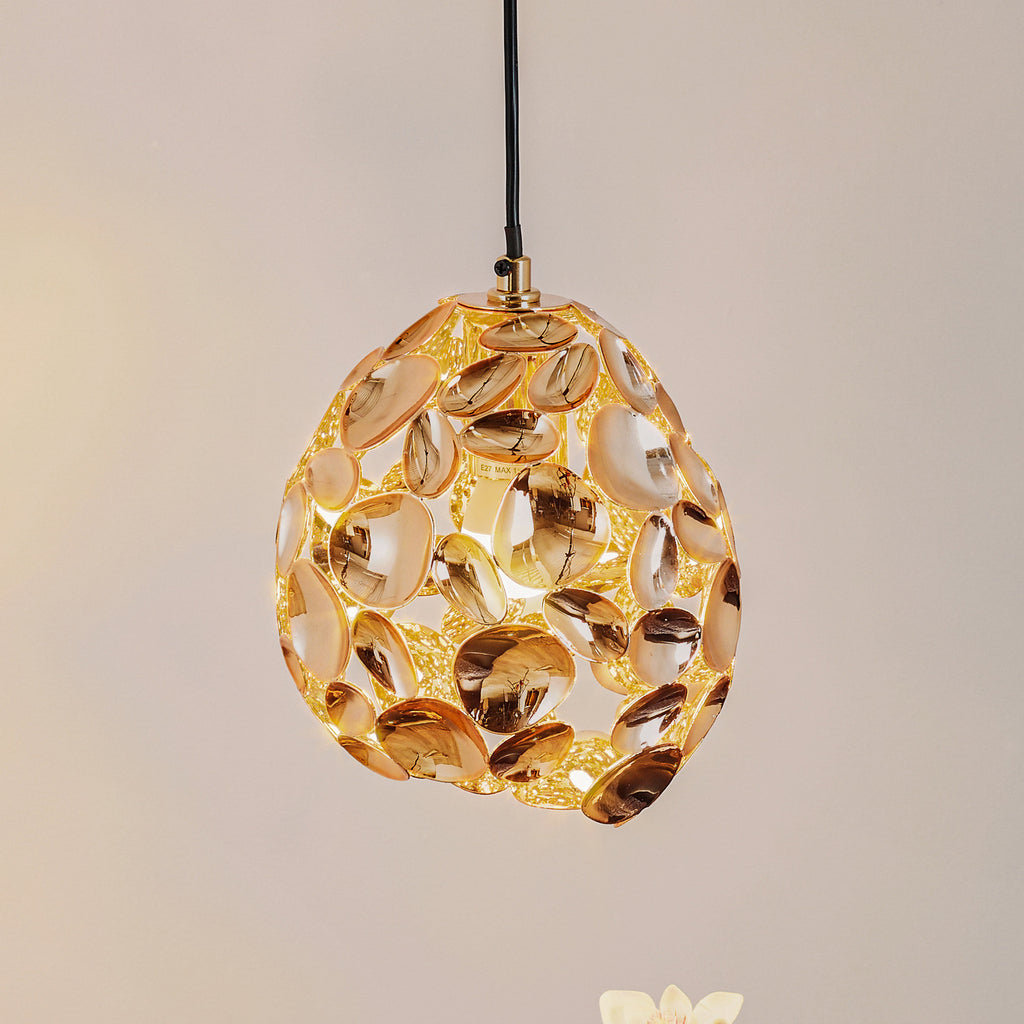 LED pendellampe Narisa kuleform roségull/brun forfra