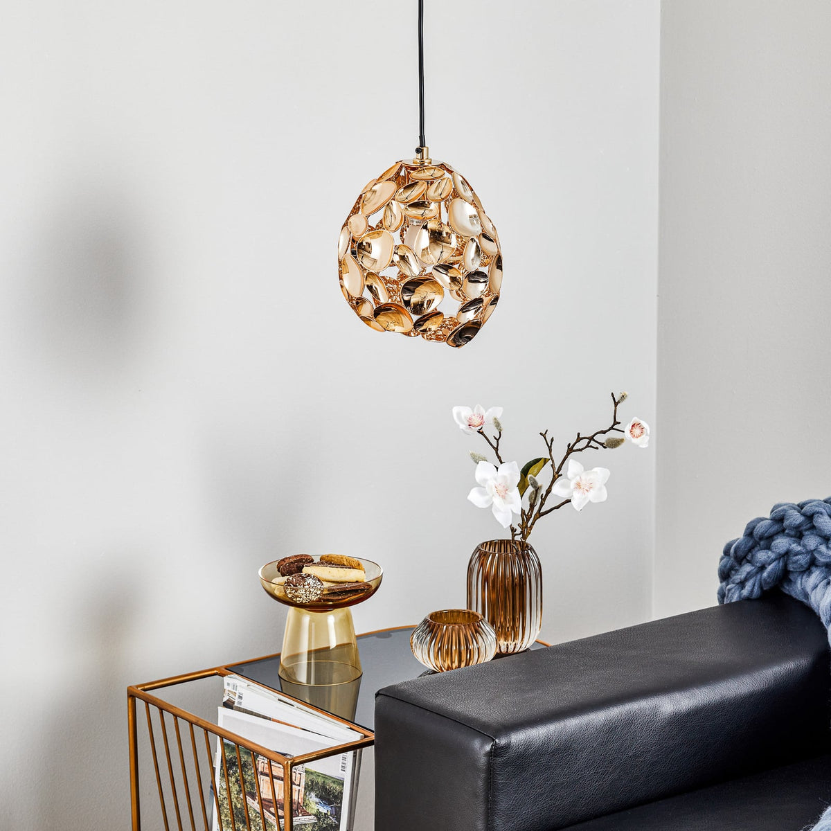 LED pendellampe Narisa kuleform roségull/brun detalj av skjerm