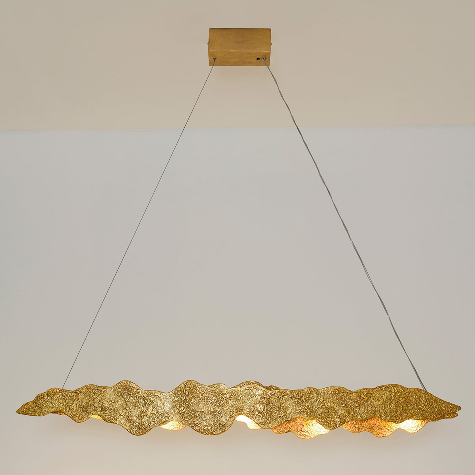 LED pendellampe Nuvola dimbar gull 112 cm bakside