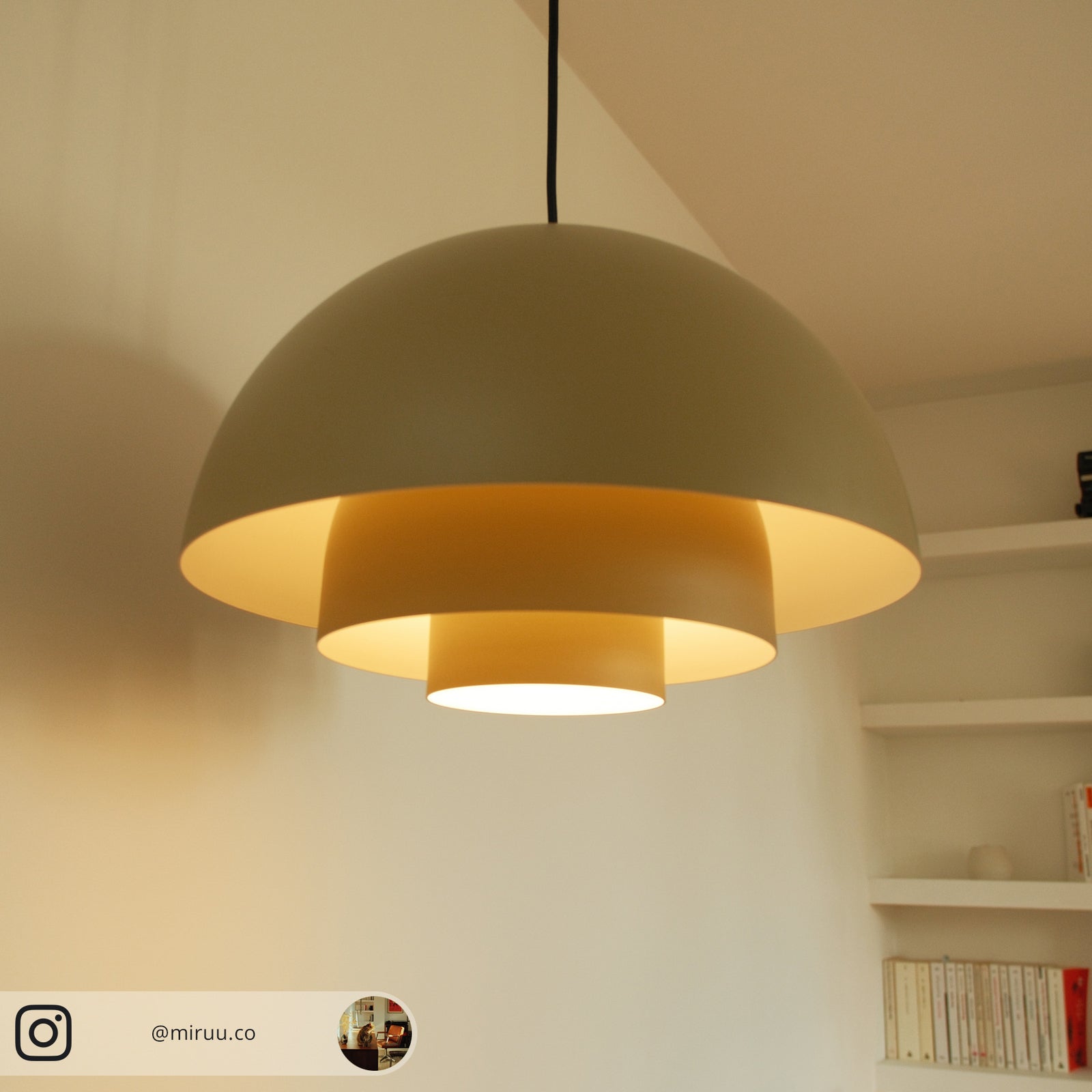 LED pendellampe Nymara beige aluminium detalj av oppheng