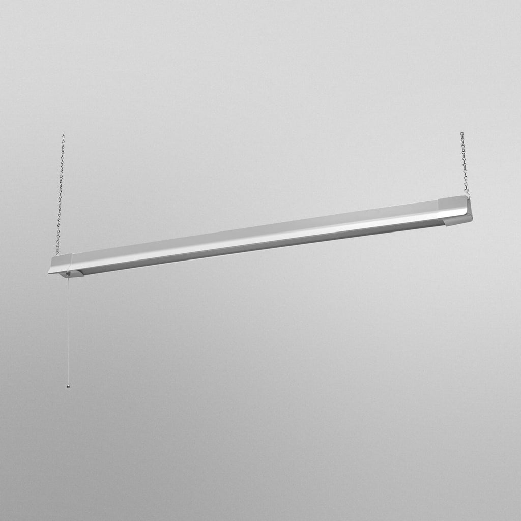 Nærbilde av trekkbryter på LED pendellampe OFFICE LINE 112 cm hvit 41W 4000K med bryter
