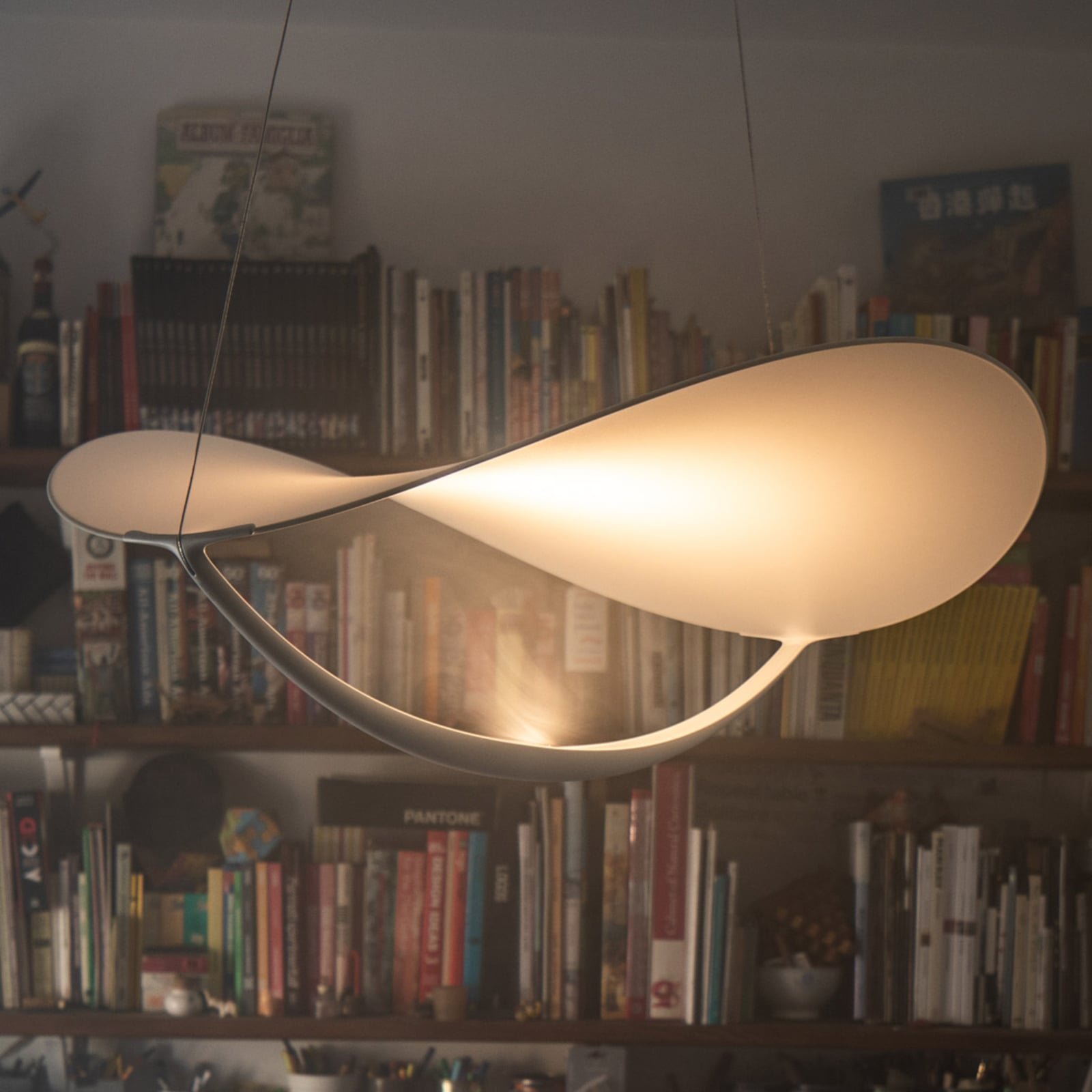 LED pendellampe Plena MyLight hvit dimbar Bluetooth 32W forfra