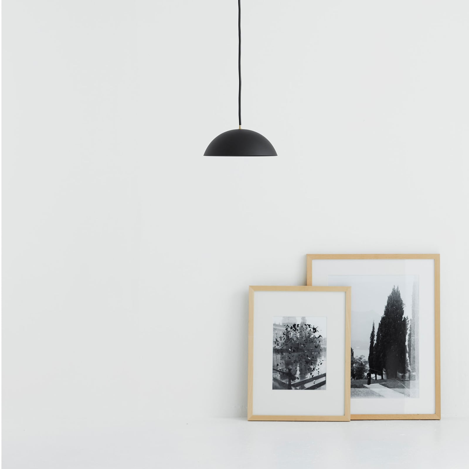 LED pendellampe Pong Ceiling dimbar svart Ø20 cm 9W bakside