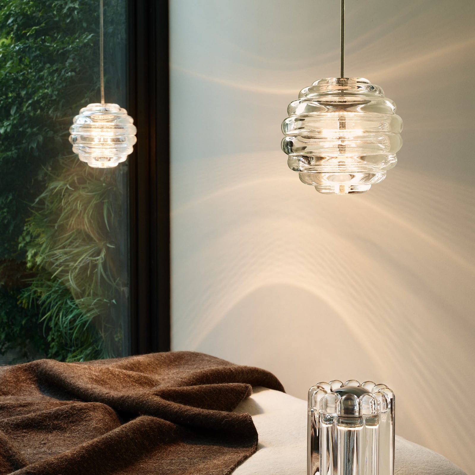 LED pendellampe Press Sphere klar glass Ø14,5 cm dimbar oppheng