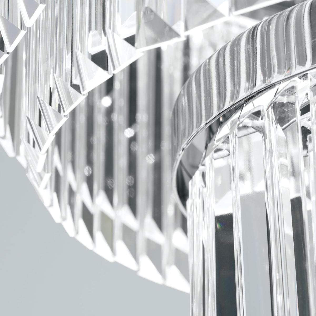 LED pendellampe Prism krystallglass dimbar belysning i bruk