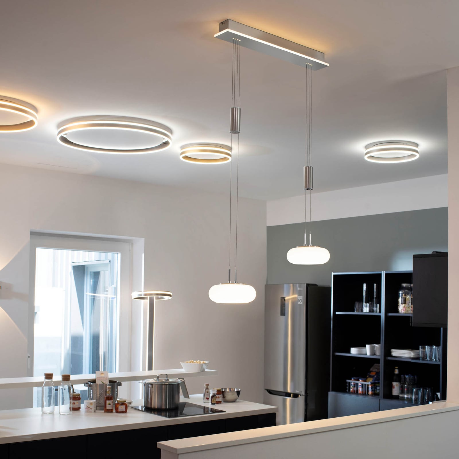 LED pendellampe Q-ETIENNE 2-lys opalglass dimbar CCT Zigbee lysdetalj