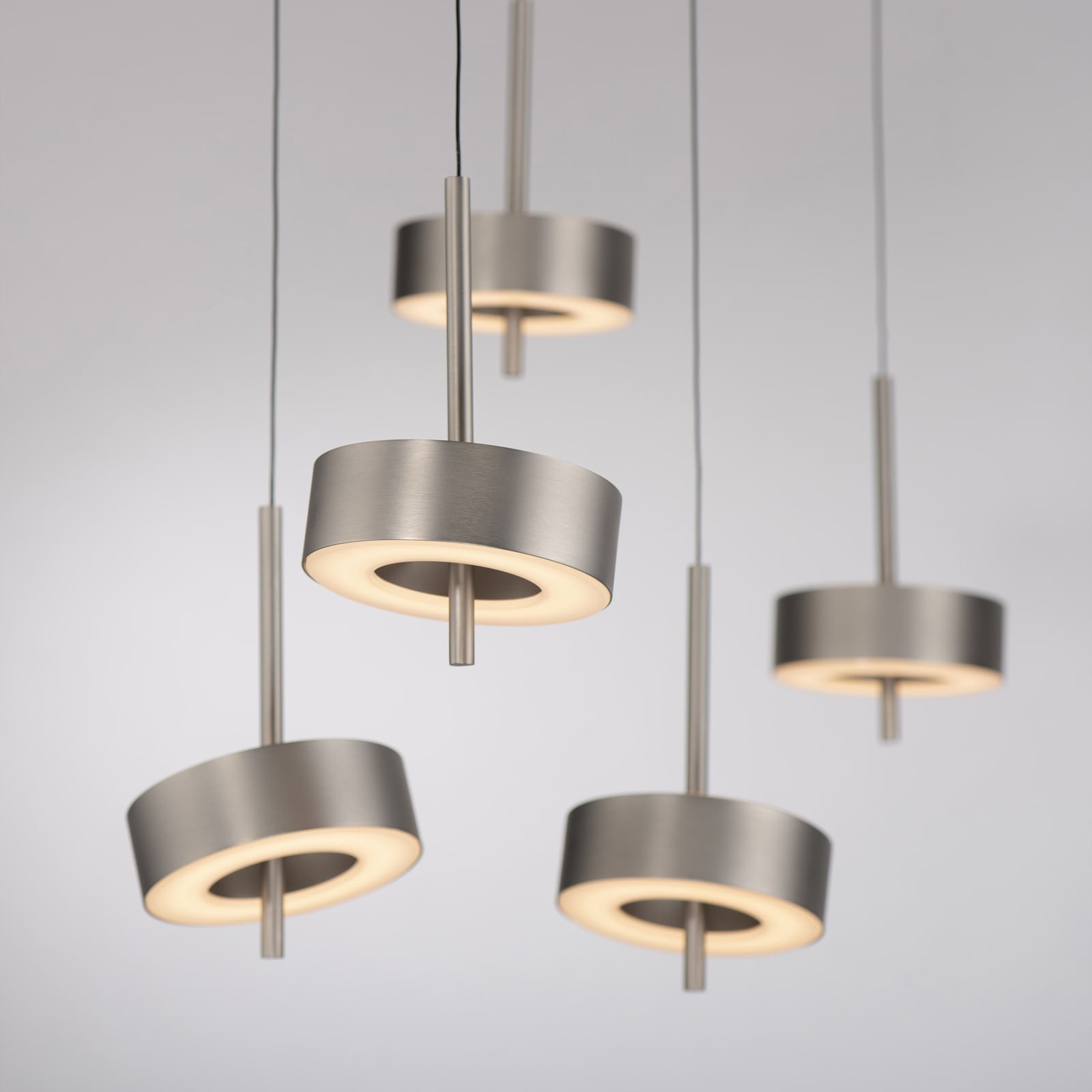 Fjernkontroll som følger med LED pendellampe Q-Rotate 5-lys aluminium dimbar