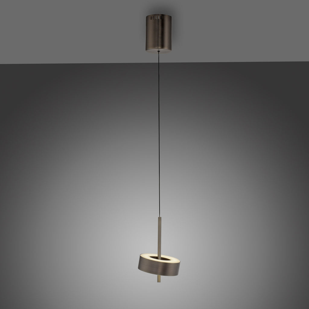 Nærbilde av LED pendellampe Q-Rotate dimbar CCT Ø14 cm mørkebrun