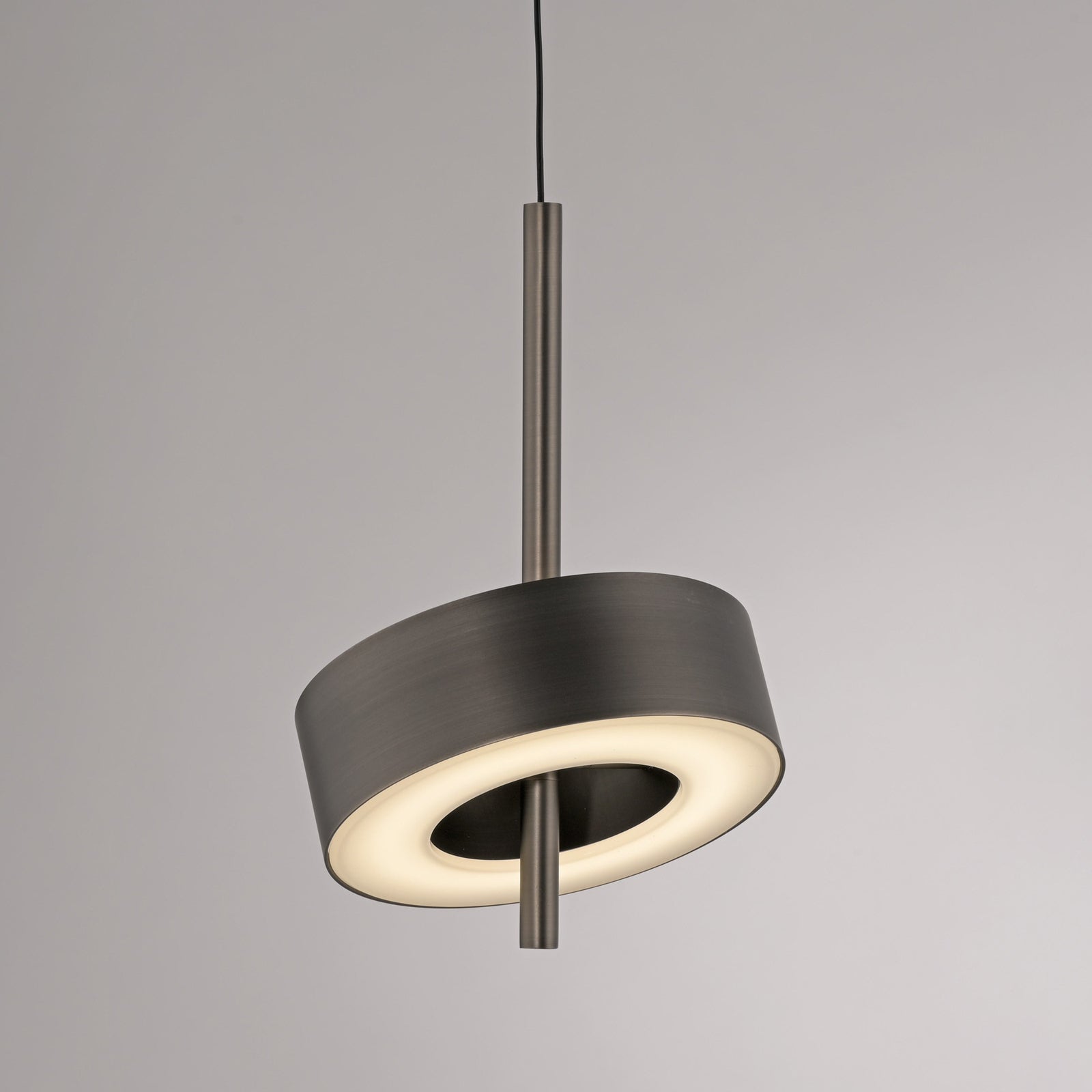 Justerbar aluminiumsring på LED pendellampe Q-Rotate dimbar CCT Ø14 cm mørkebrun