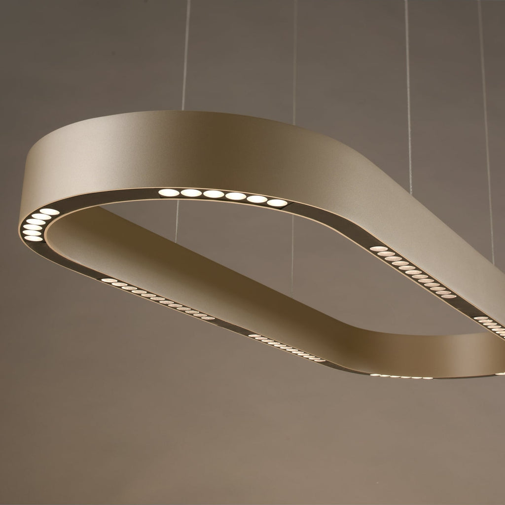 Nærbilde av LED pendellampe Q-Stretto bronse CCT fjernkontroll