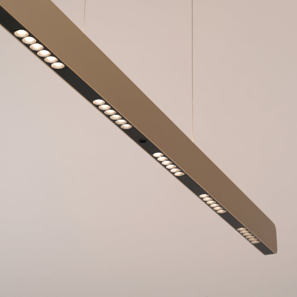 LED pendellampe Q-Stretto bronse CCT fjernkontroll 120 cm nærbilde