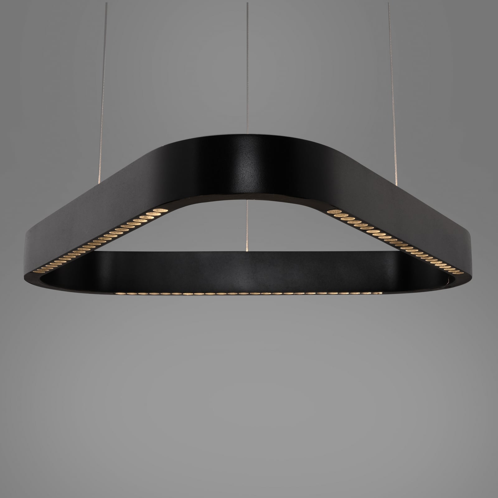 LED pendellampe Q-Stretto dimbar CCT fjernkontroll 60 cm nærbilde av lampe