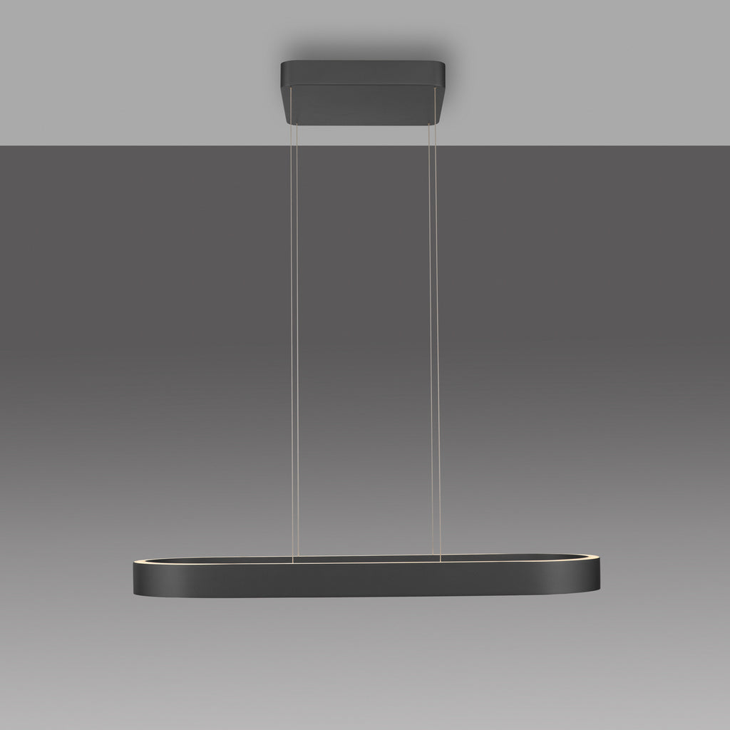 LED pendellampe Q-Stretto svart 86,8 cm CCT montert i rom