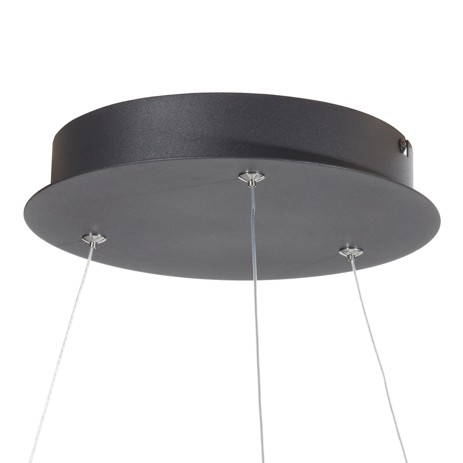 LED pendellampe Q-VITO ring dimbar antrasitt i bruk med stemmestyring