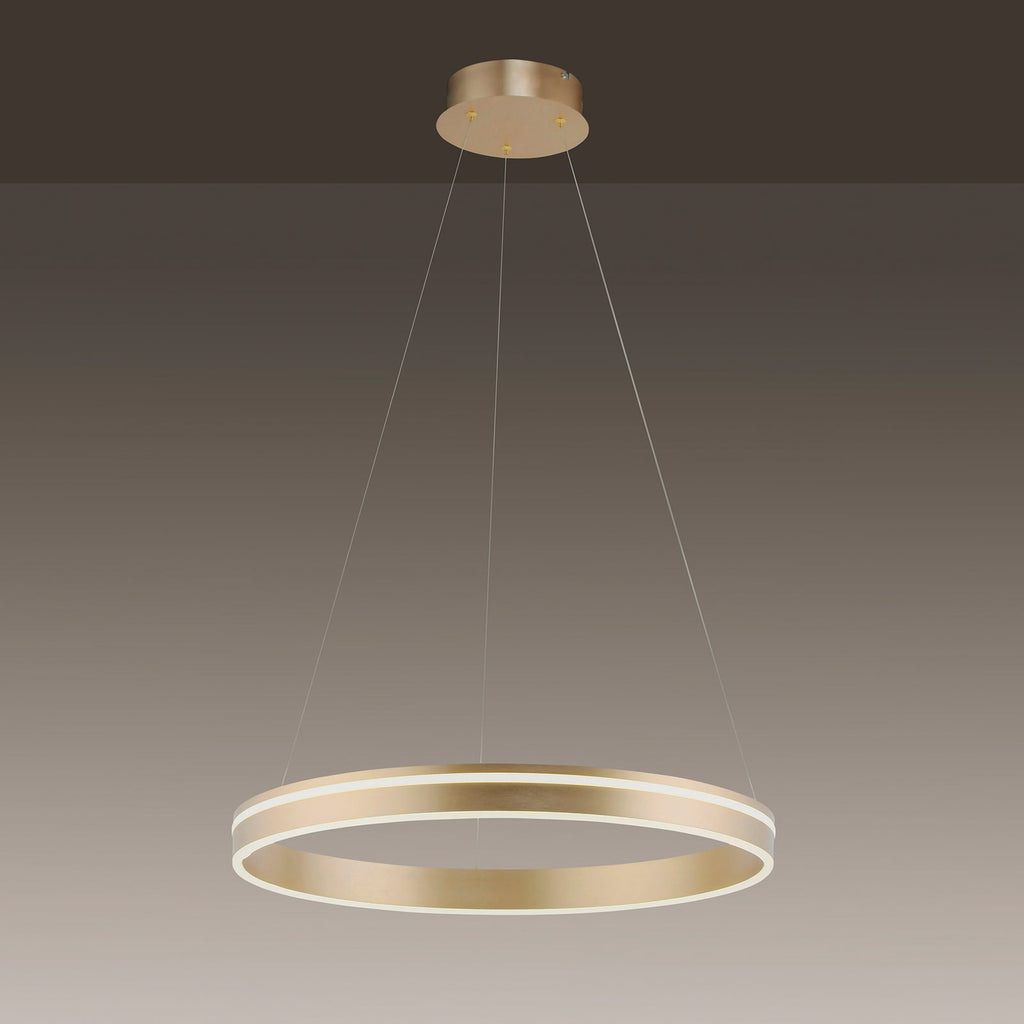 LED pendellampe Q-VITO ring matt messing montert i rom