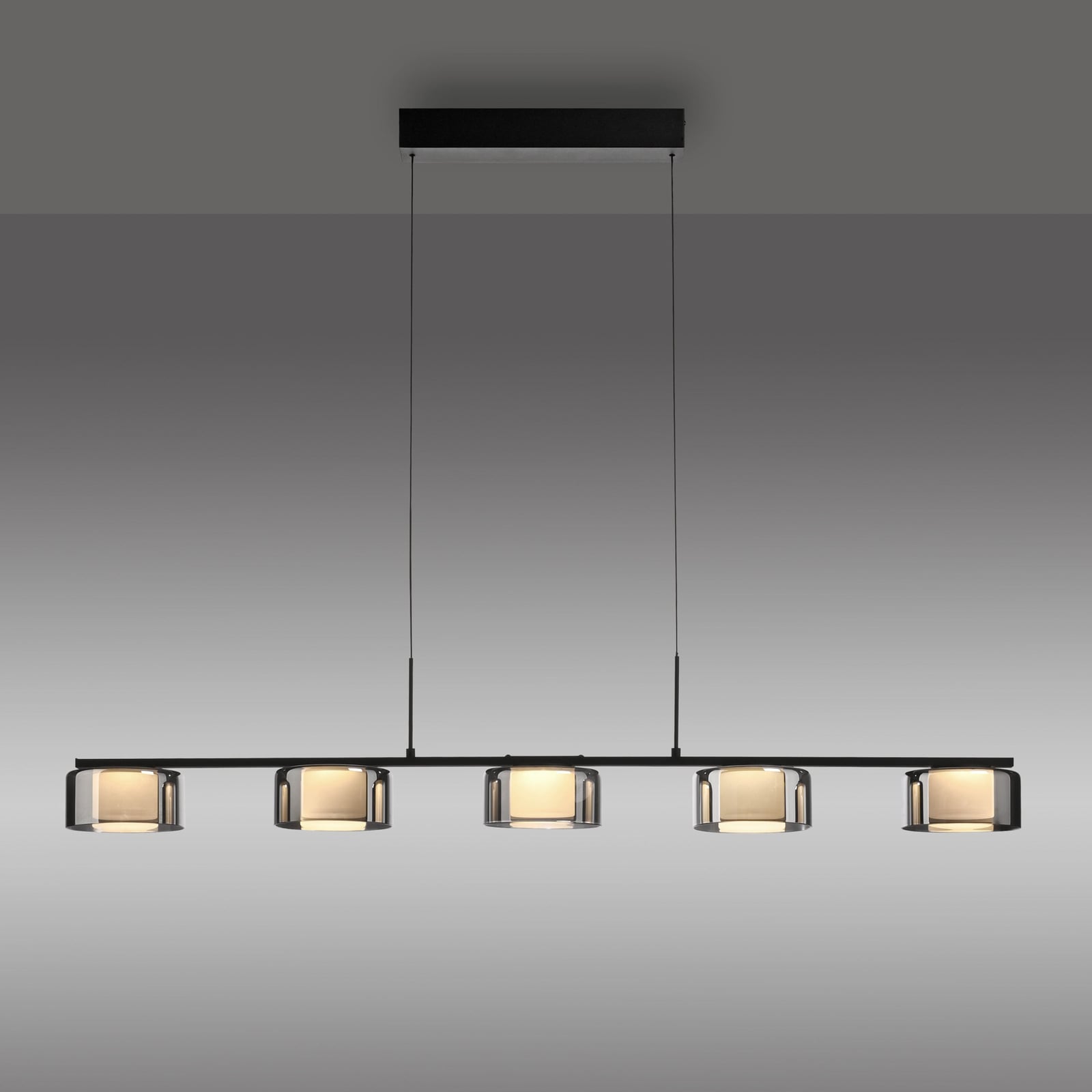 LED pendellampe Rika 5-lys røykglass dimbar 119 cm montert i rom