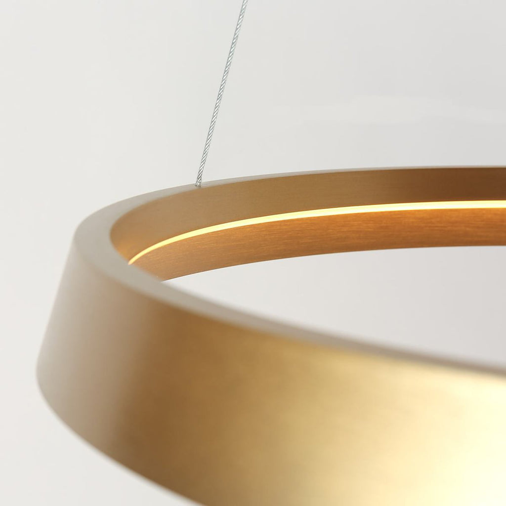 LED pendellampe Ringlux ring dimbar gullfarget Ø60 cm detalj
