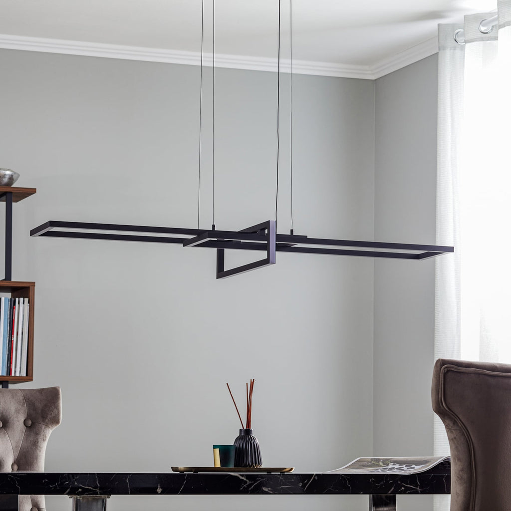 Detalj av LED pendellampe Salinas dimbar svart matt metall 110 cm