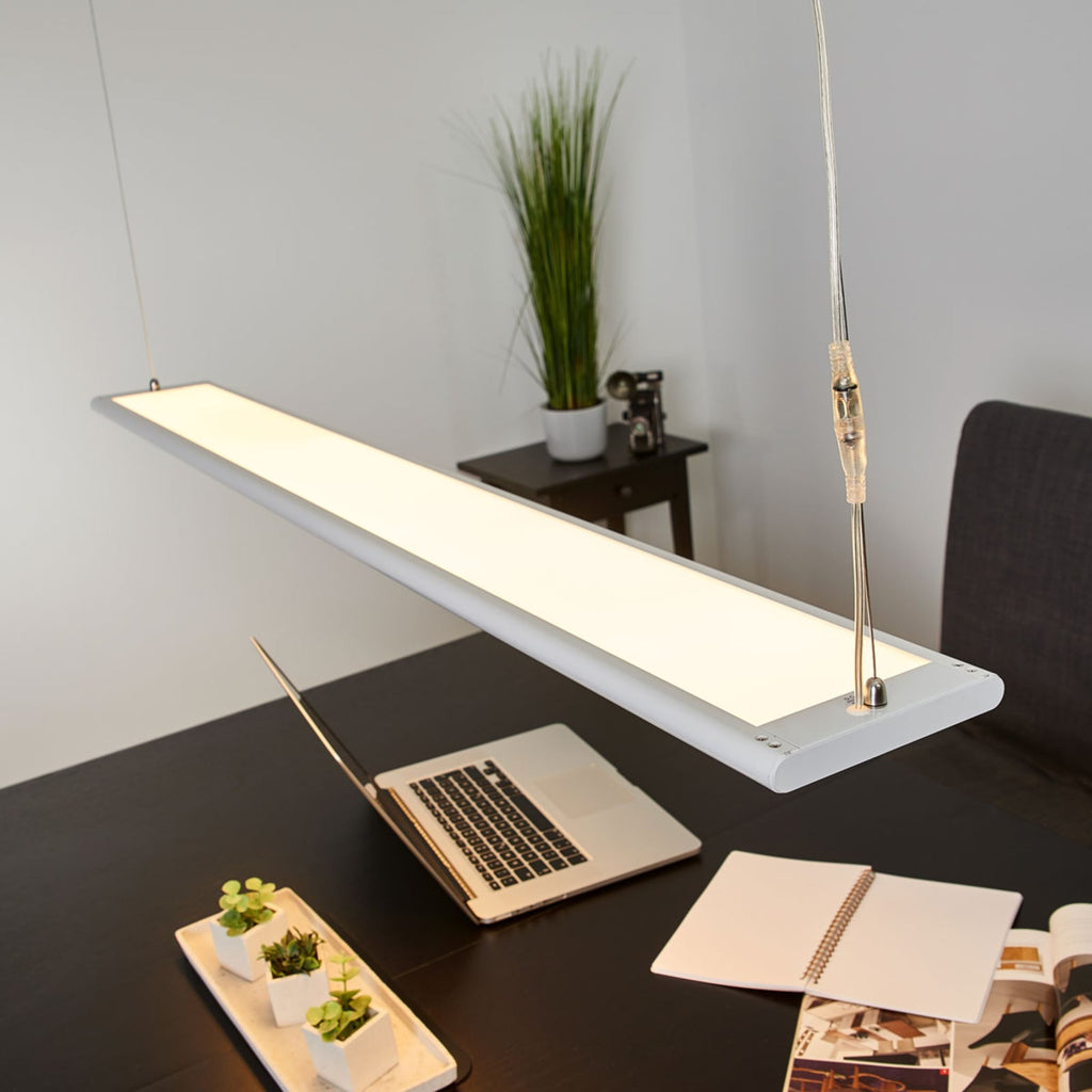 LED pendellampe Samu opp og ned dimbar hvit 120 cm 40W montert i rom