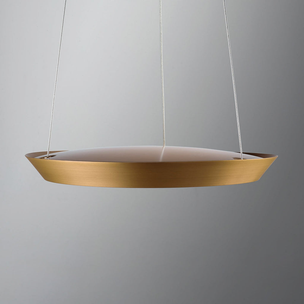 LED pendellampe Saturn dimbar messing satinert Ø60 cm opphengsdetalj