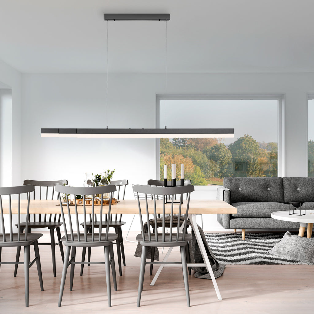 LED pendellampe Sina CCT dimbar antrasitt 179 cm med lys på