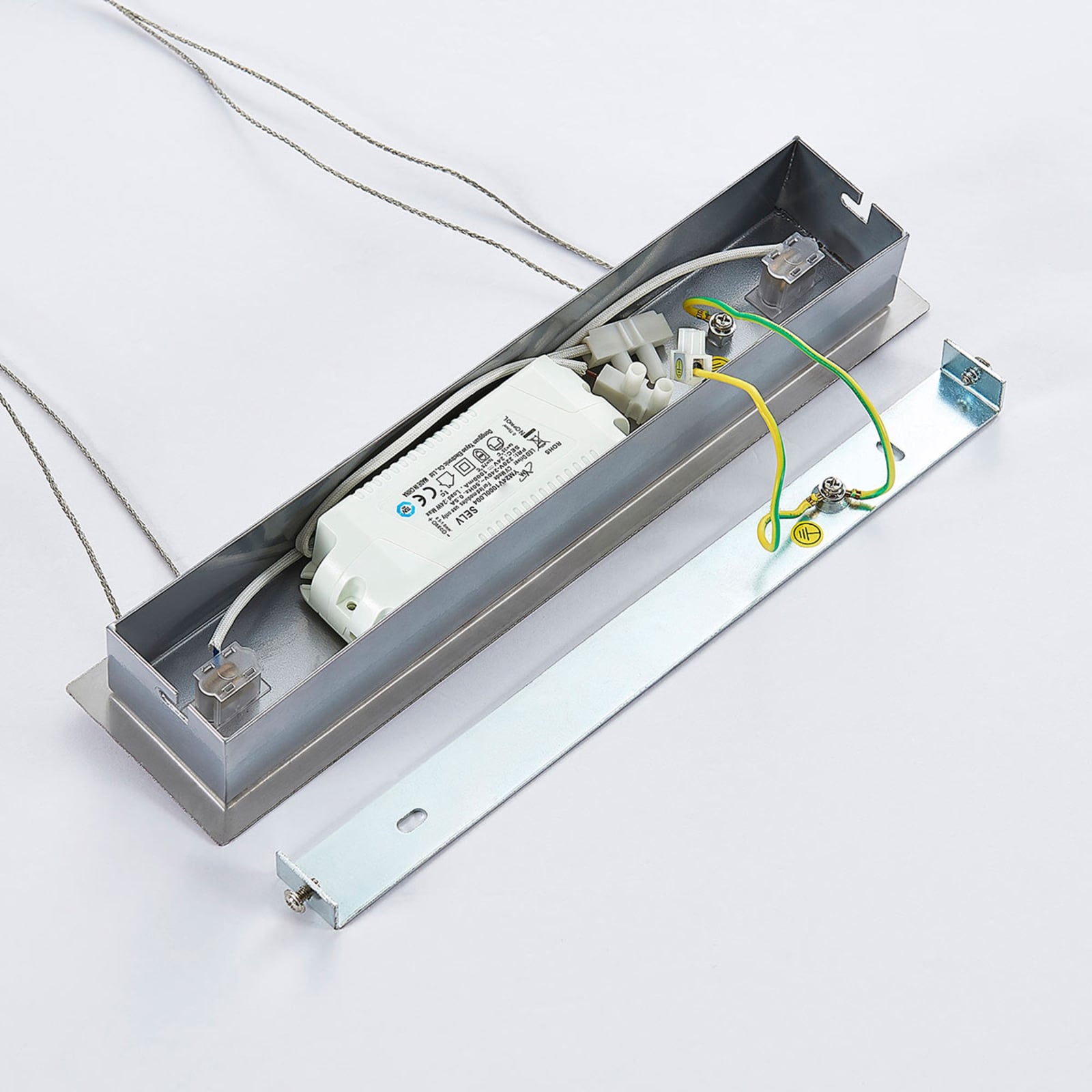 LED pendellampe Sladja krom glass CCT berøringsdimmer detalj av metallramme