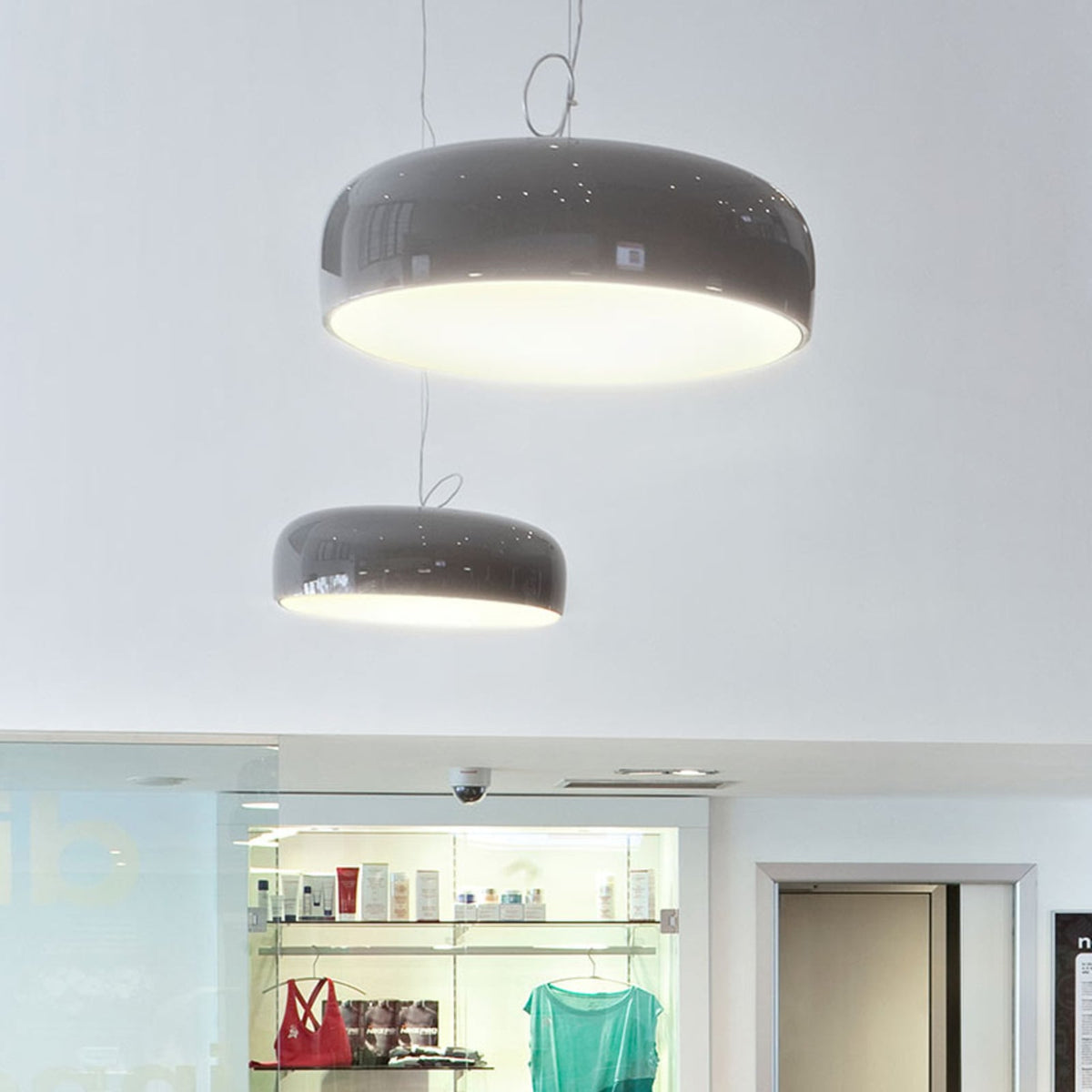 LED pendellampe Smithfield S dimbar Ø60 cm taupe forfra