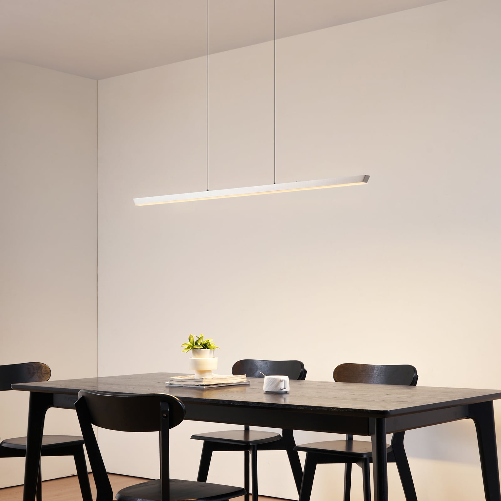 LED pendellampe Solvar sølv 117 cm bakside